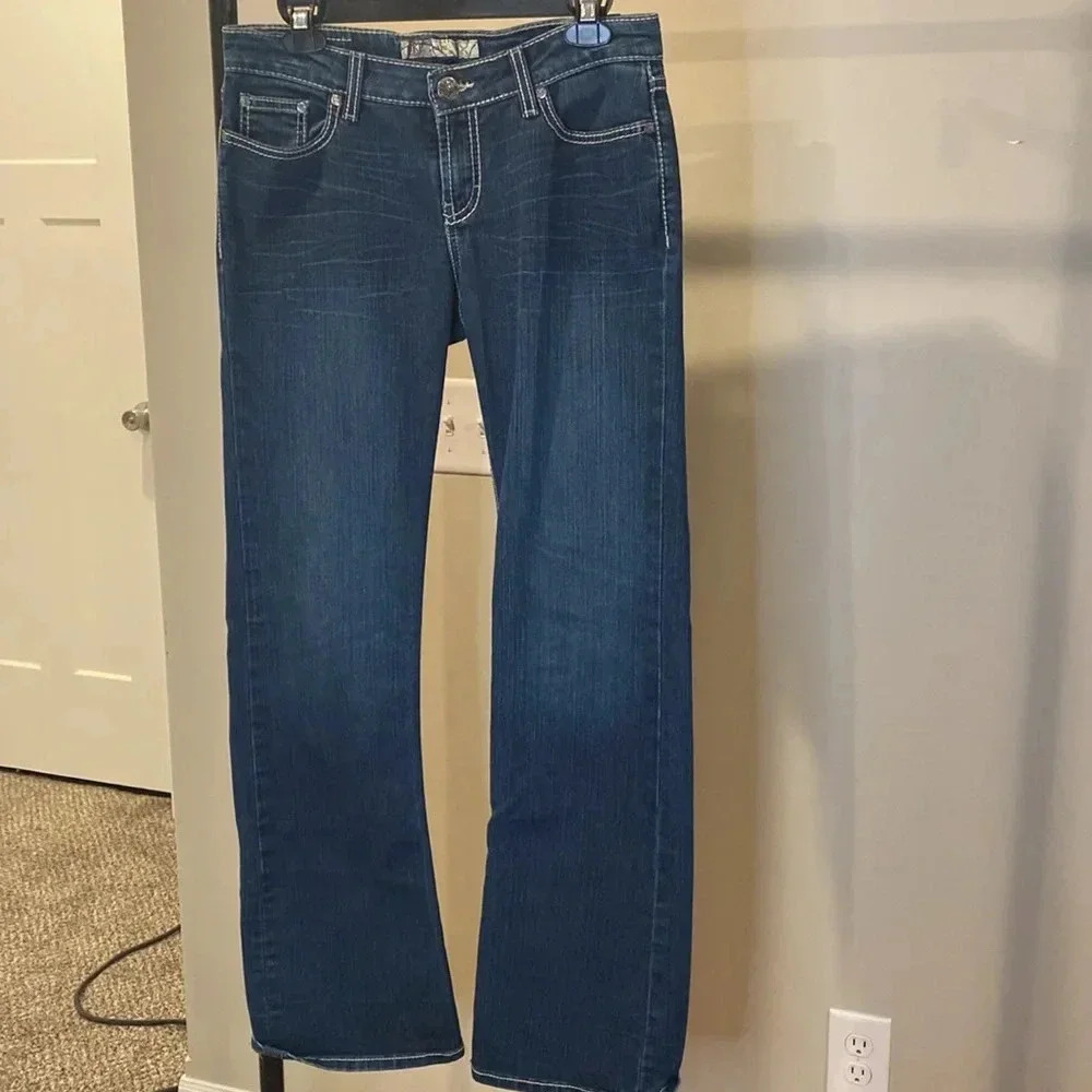 BKE Kate purchased at Buckle! New without tags jeans. Dark wash! Size 29x33 1/2